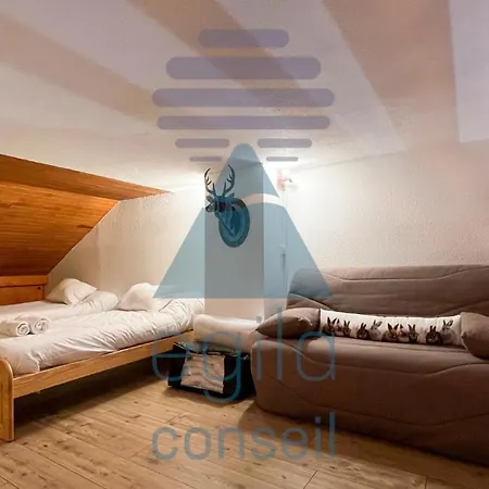 Appartement Le Chamois Enchastrayes